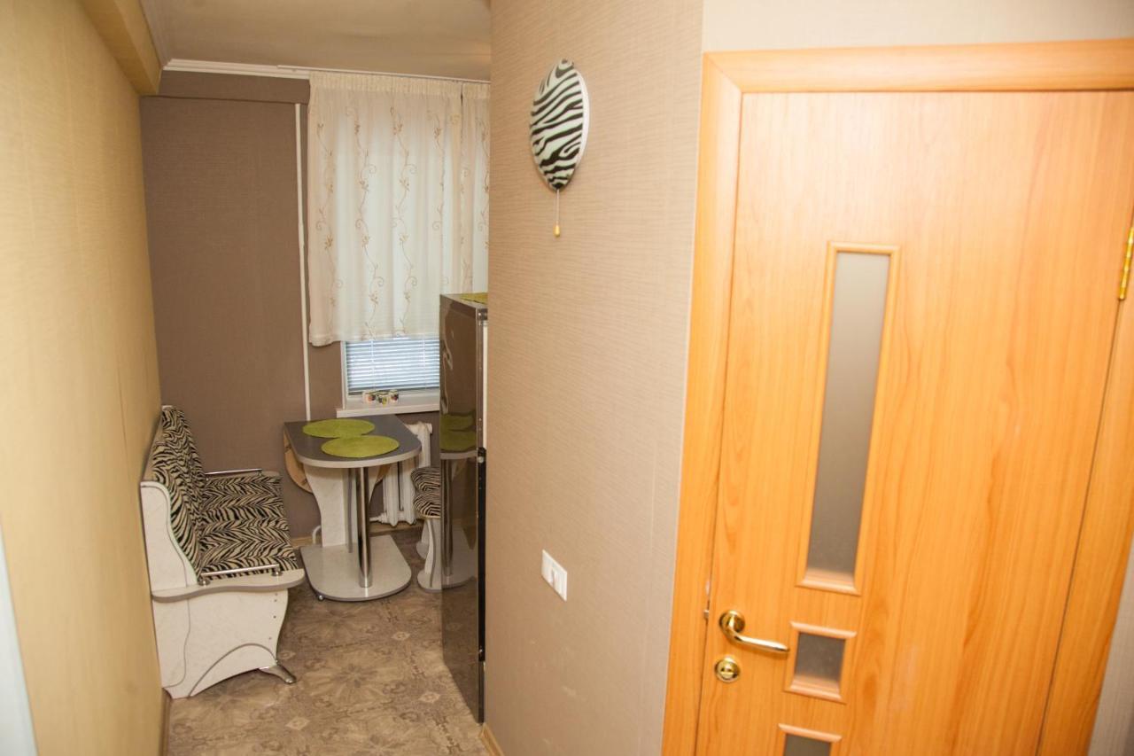 1 Room Apart On Str. Ukrainskaya 34 Zaporizhia 외부 사진