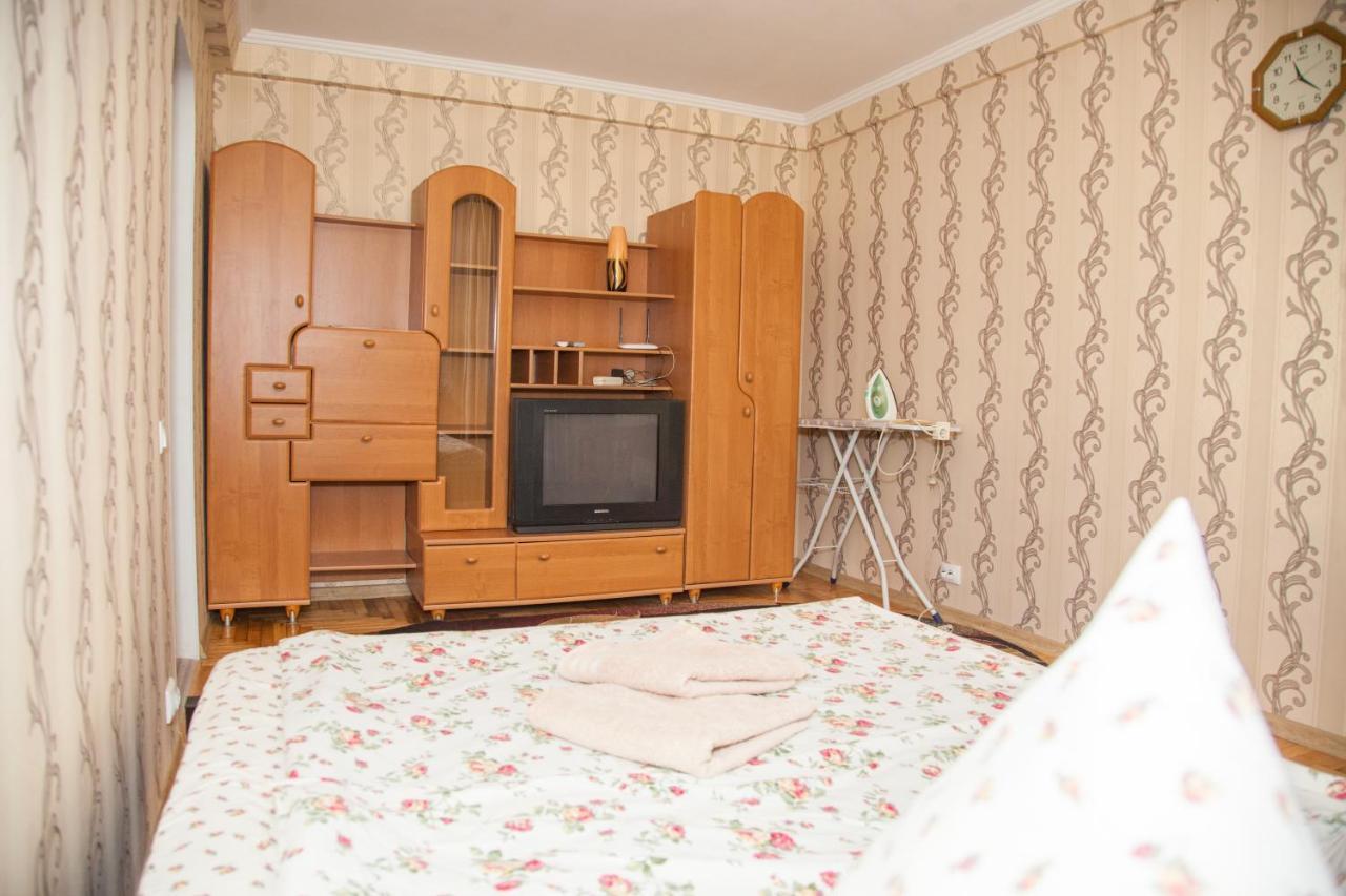 1 Room Apart On Str. Ukrainskaya 34 Zaporizhia 외부 사진