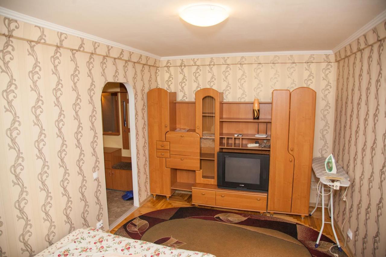 1 Room Apart On Str. Ukrainskaya 34 Zaporizhia 외부 사진